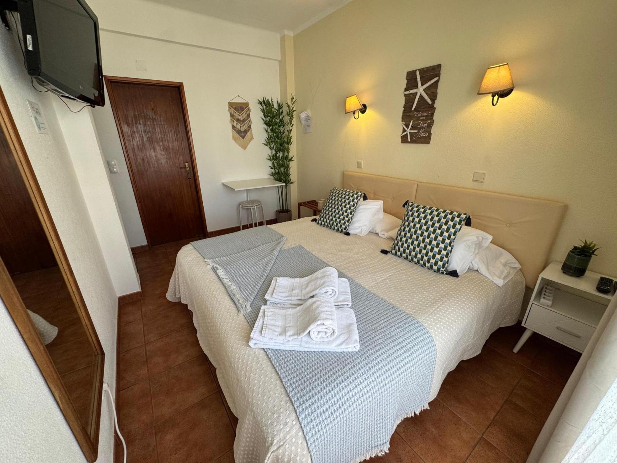 Quartos Abelha Porto Covo Kültér fotó